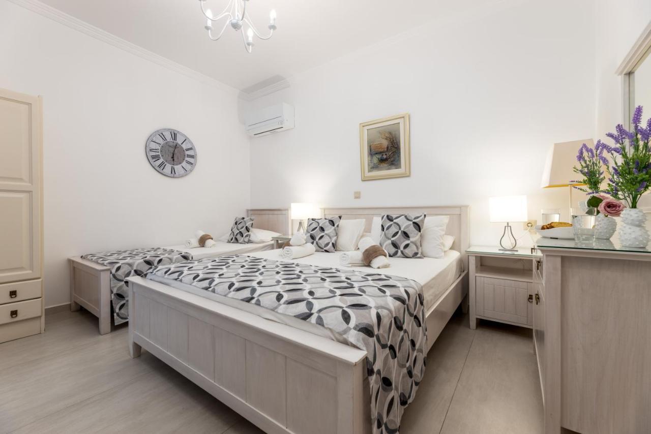 Panos Luxury Studios Páros Exteriör bild