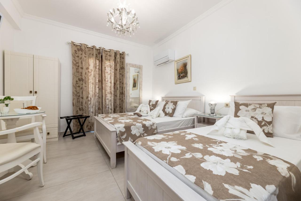 Panos Luxury Studios Páros Exteriör bild
