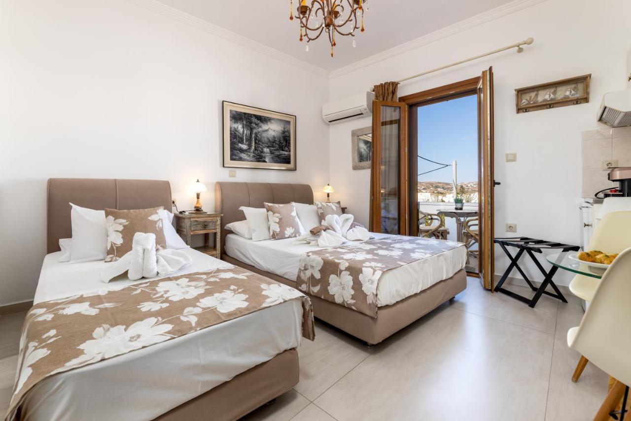 Panos Luxury Studios Páros Exteriör bild